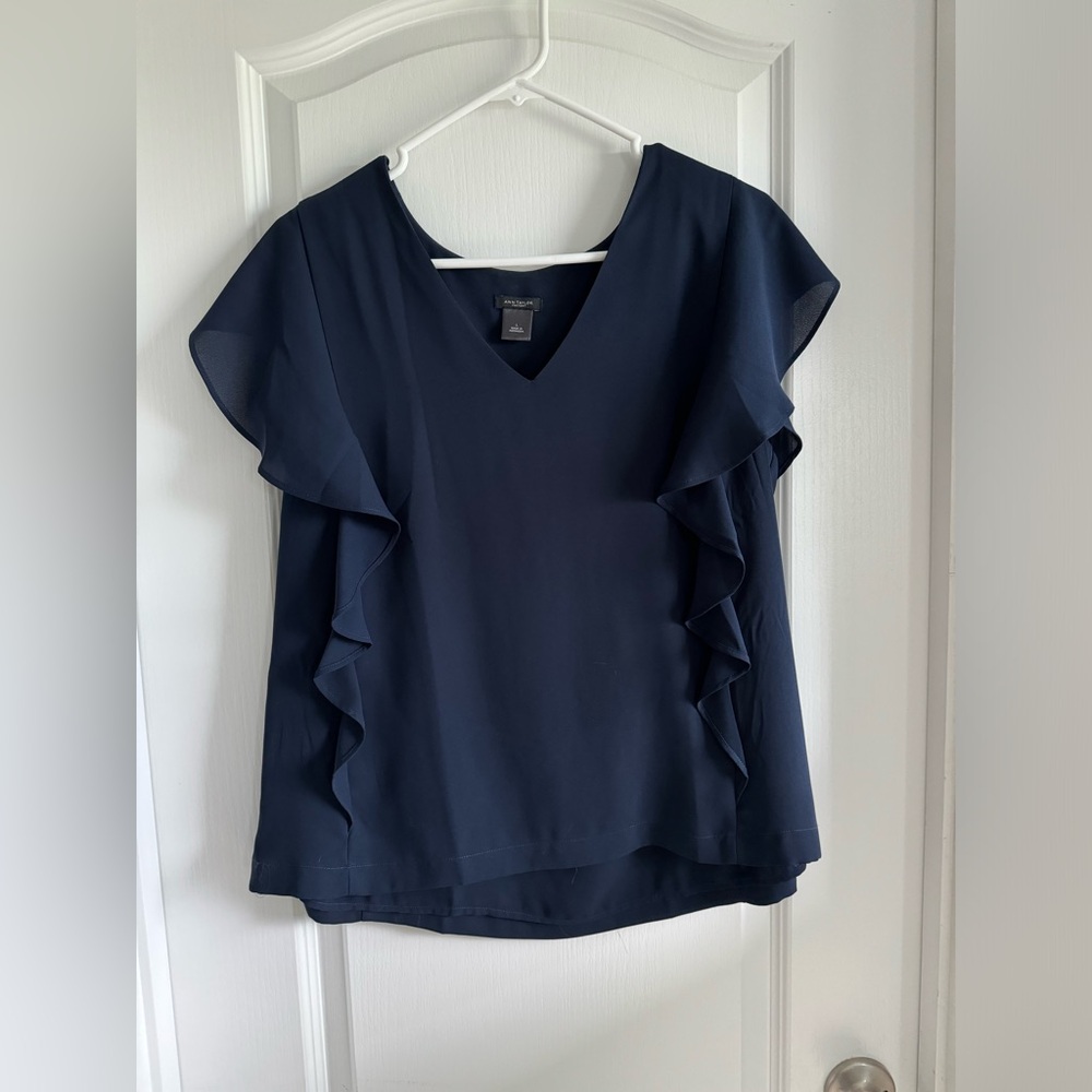 Ann Taylor Top. Size L